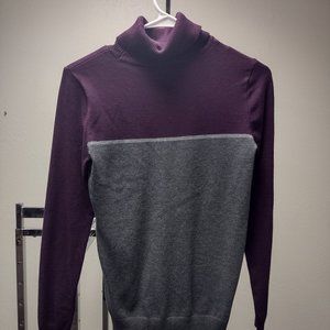 Calvin Klein Size Extra Small Turtle Neck sweater